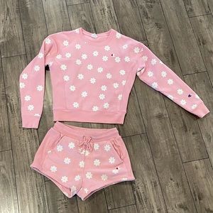 🌼RARE🌼 Champion UO Exclusive Daisy SET